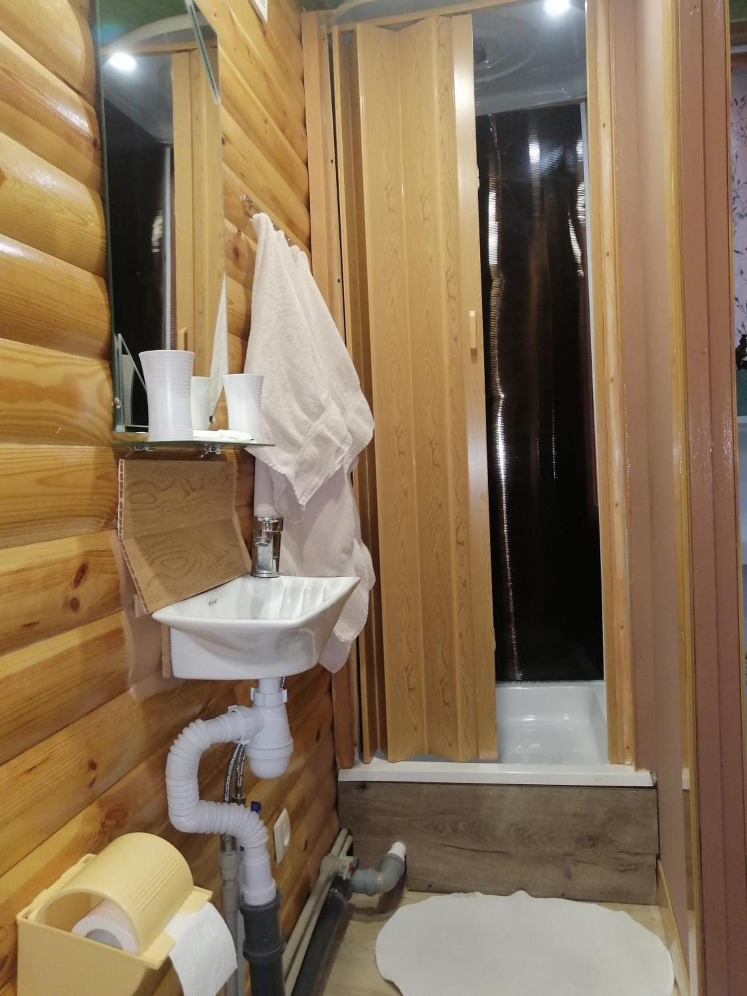 Yellow Unlimited Hotel 4 ハルキウ 部屋 写真